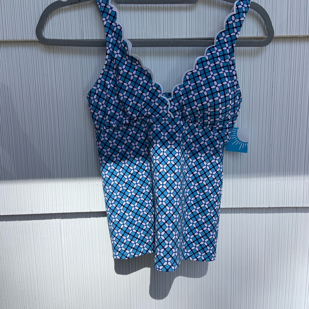Blue and White Patterned Tank Top